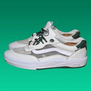 Size 11 - VANS Wayvee White Green